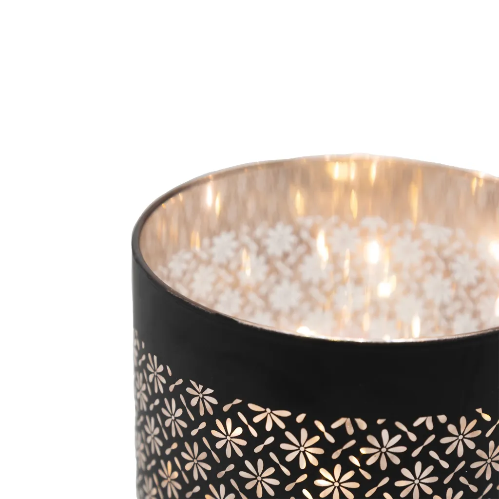 Light_Detail.webp