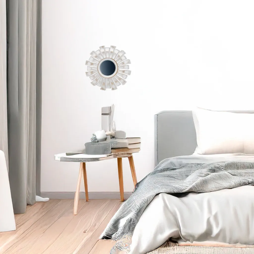 Sun Mirror_Lifestyle.webp