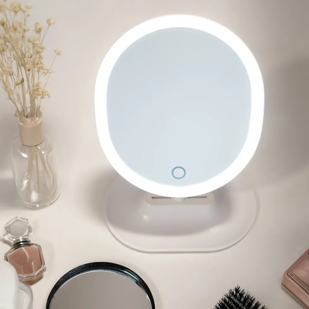 Vanity Mirror_Lifestyle.webp